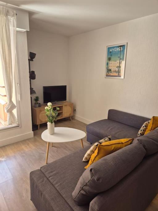Appartement T2 - Hyeres Gare Dış mekan fotoğraf